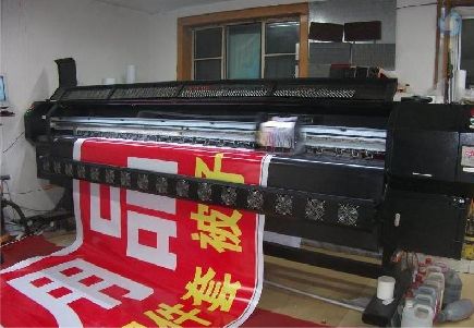 万源喷绘广告分辨率是多少？