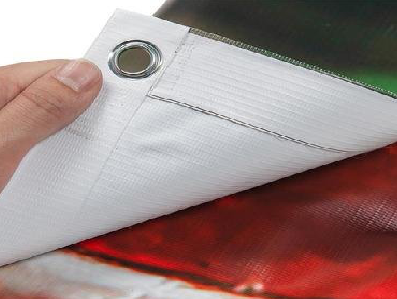 万源喷绘和刀刮布的工艺区别。